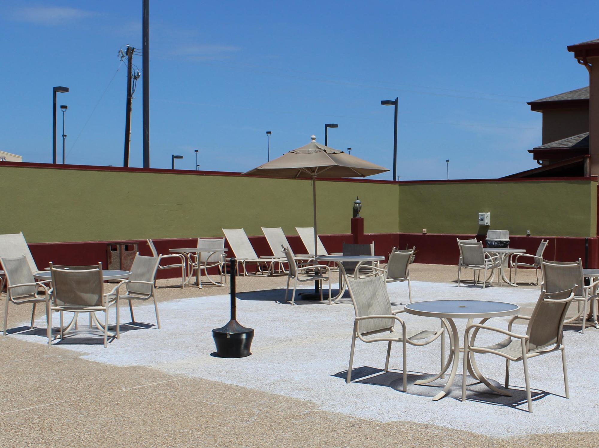 Studio 6 Burleson Exterior photo